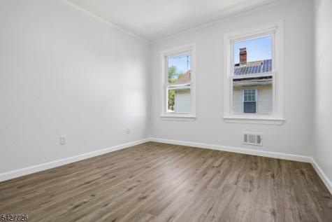 87 Edison Avenue Nutley NJ 07110