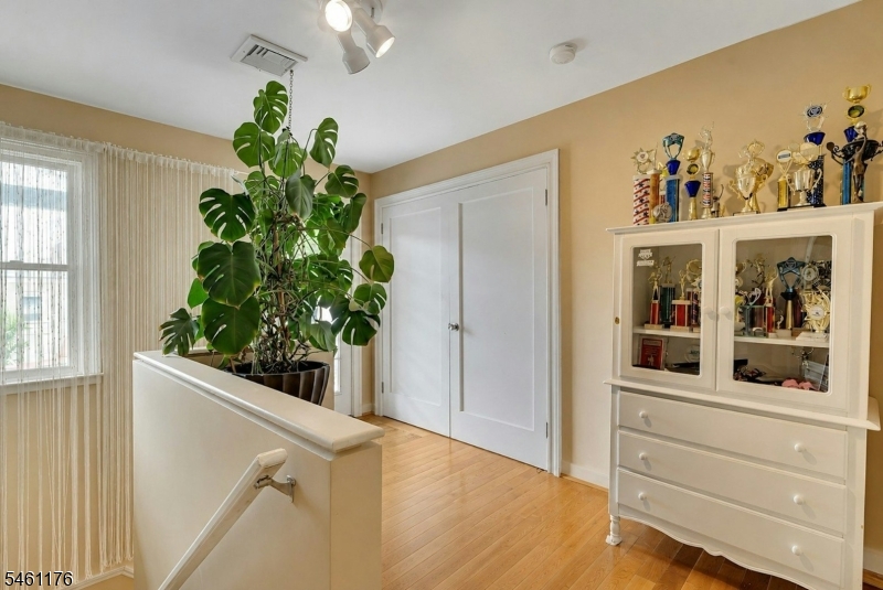 444 Riverside Avenue Lyndhurst NJ 07071