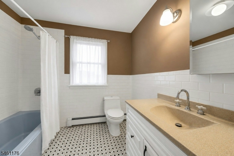 444 Riverside Avenue Lyndhurst NJ 07071