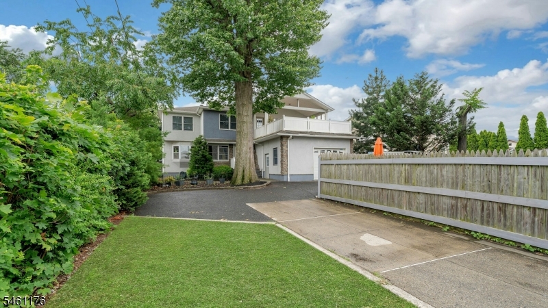 444 Riverside Avenue Lyndhurst NJ 07071