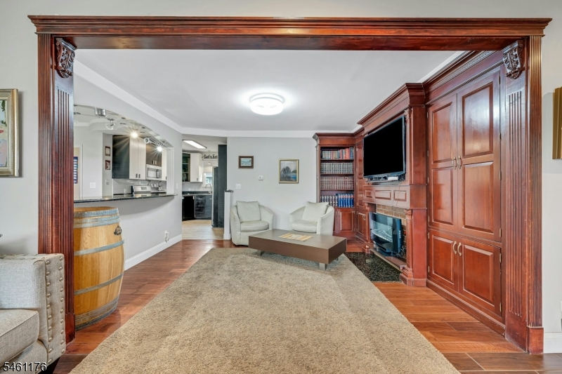 444 Riverside Avenue Lyndhurst NJ 07071