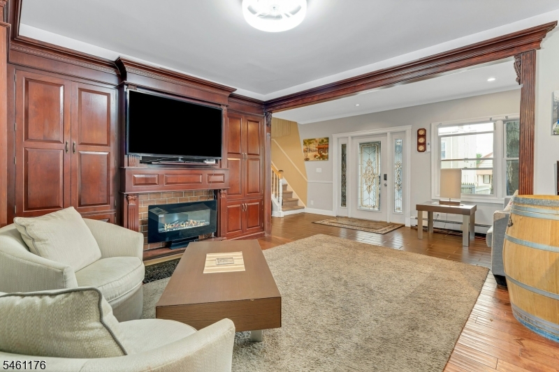 444 Riverside Avenue Lyndhurst NJ 07071