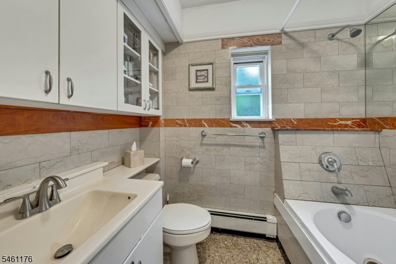 444 Riverside Avenue Lyndhurst NJ 07071