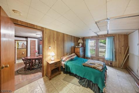 193 Monroe Trail Hopatcong NJ 07843