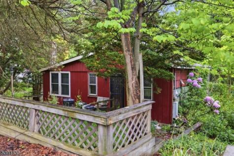 193 Monroe Trail Hopatcong NJ 07843