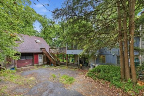 193 Monroe Trail Hopatcong NJ 07843