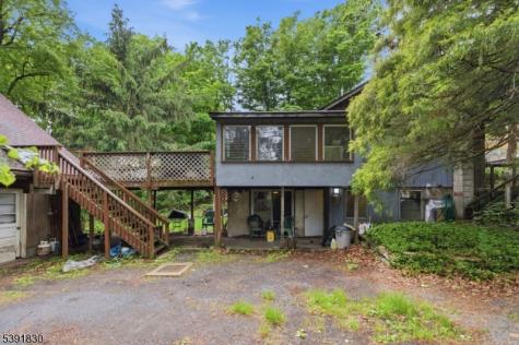193 Monroe Trail Hopatcong NJ 07843