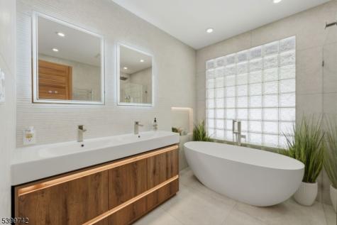38 Farview Road Millburn NJ 07041