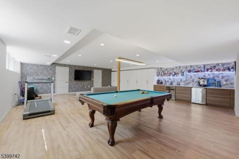 38 Farview Road Millburn NJ 07041