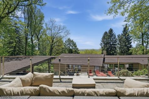 38 Farview Road Millburn NJ 07041