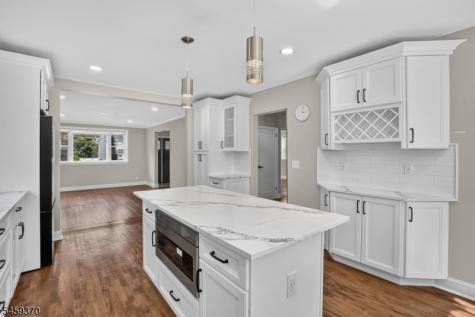 251 Hillside Avenue Springfield NJ 07081
