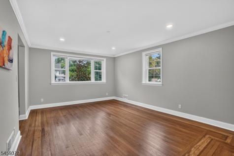 251 Hillside Avenue Springfield NJ 07081