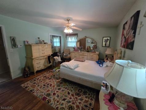 9 Marshall Trail Hopatcong NJ 07843