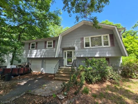 9 Marshall Trail Hopatcong NJ 07843