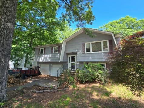 9 Marshall Trail Hopatcong NJ 07843