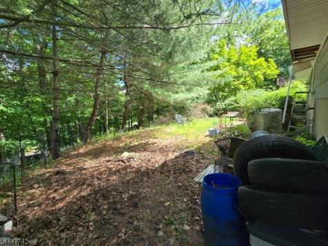 9 Marshall Trail Hopatcong NJ 07843