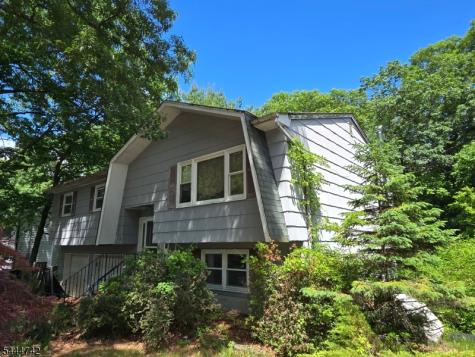 9 Marshall Trail Hopatcong NJ 07843