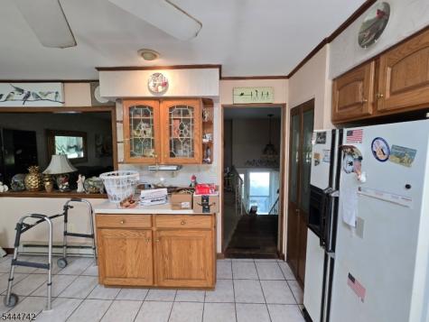 9 Marshall Trail Hopatcong NJ 07843
