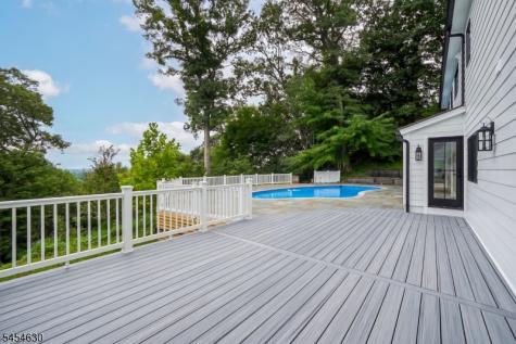 180 Roundtop Road Bernardsville NJ 07924