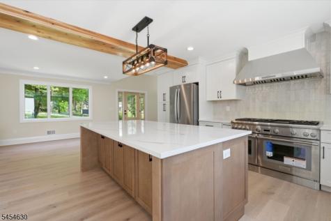 180 Roundtop Road Bernardsville NJ 07924