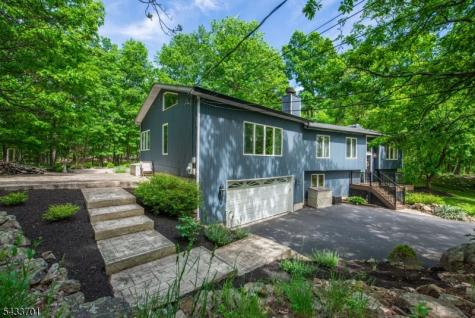 37 Green Road Sparta NJ 07871