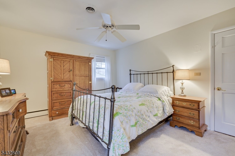 8 Adelphi Court Edison NJ 08837