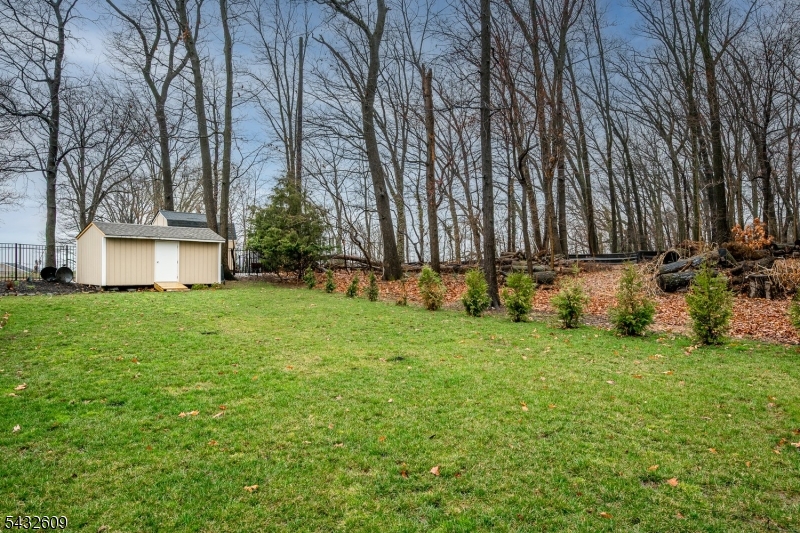 8 Adelphi Court Edison NJ 08837