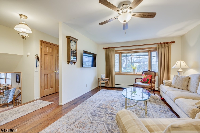 8 Adelphi Court Edison NJ 08837
