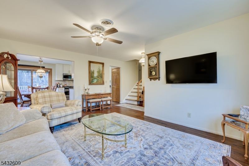 8 Adelphi Court Edison NJ 08837