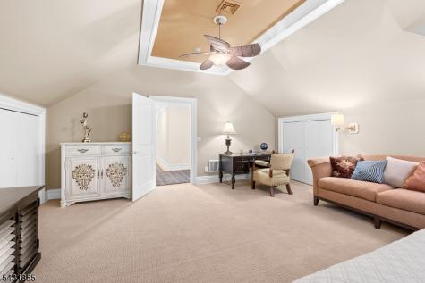56 Pheasant Run Kinnelon NJ 07405