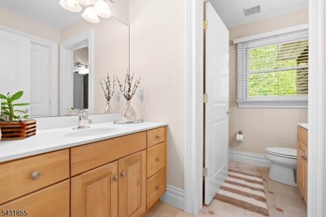 56 Pheasant Run Kinnelon NJ 07405