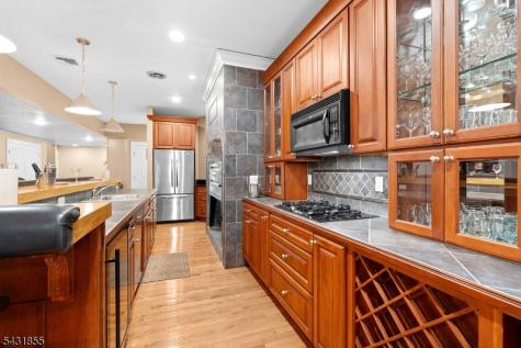 56 Pheasant Run Kinnelon NJ 07405
