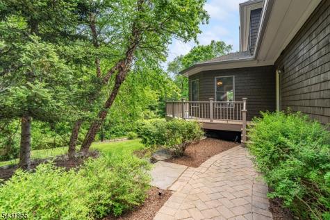 56 Pheasant Run Kinnelon NJ 07405