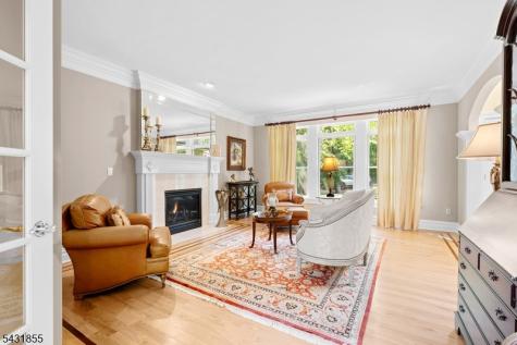 56 Pheasant Run Kinnelon NJ 07405