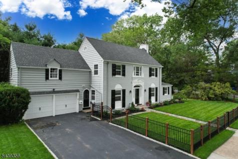 12 Marquette Road Montclair NJ 07043