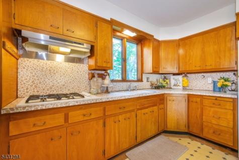 25 Robbins Avenue Berkeley Heights NJ 07922