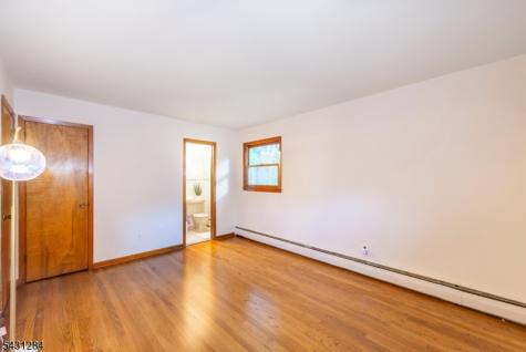 25 Robbins Avenue Berkeley Heights NJ 07922