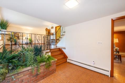 25 Robbins Avenue Berkeley Heights NJ 07922