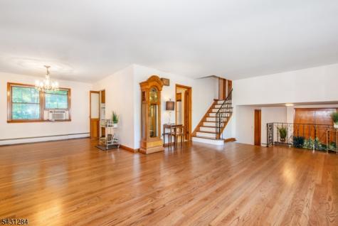 25 Robbins Avenue Berkeley Heights NJ 07922