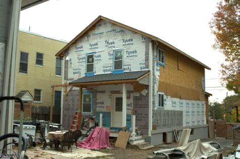 39 Wolcott Terrace Newark NJ 07112