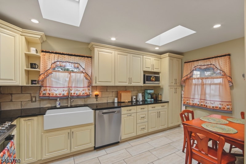 932 Pennsylvania Avenue Union NJ 07083