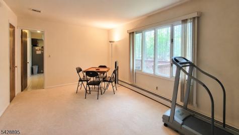 8 De Hart Road Parsippany-troy Hills NJ 07054