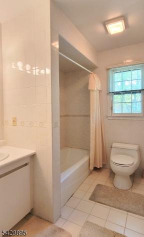 8 De Hart Road Parsippany-troy Hills NJ 07054