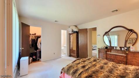 8 De Hart Road Parsippany-troy Hills NJ 07054