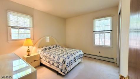 8 De Hart Road Parsippany-troy Hills NJ 07054