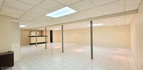 8 De Hart Road Parsippany-troy Hills NJ 07054