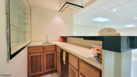 8 De Hart Road Parsippany-troy Hills NJ 07054