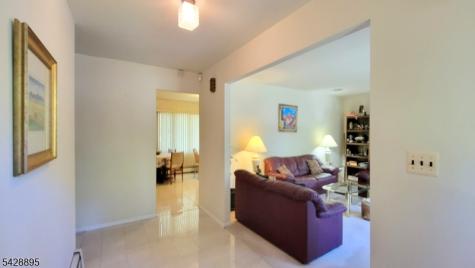 8 De Hart Road Parsippany-troy Hills NJ 07054