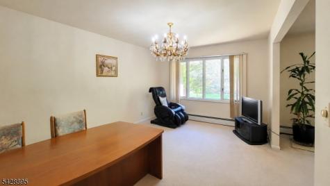 8 De Hart Road Parsippany-troy Hills NJ 07054