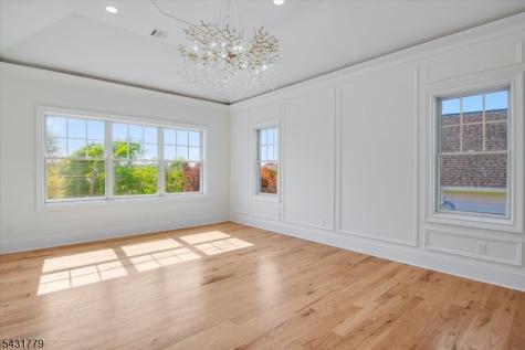 74 Hillside Avenue Livingston NJ 07039